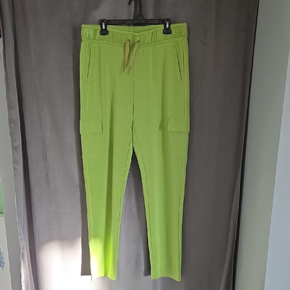 ESQUALO NWT Size 2x (Fits Smaller) Bright Green Cargo Pants